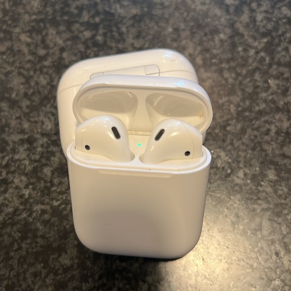2nd Gen Apple AirPods and Charging Case